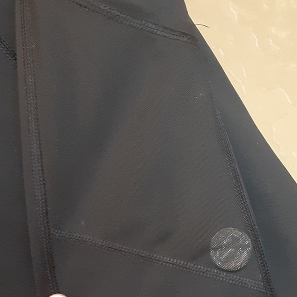 Avia Capri workout pants! - Picture 3 of 7